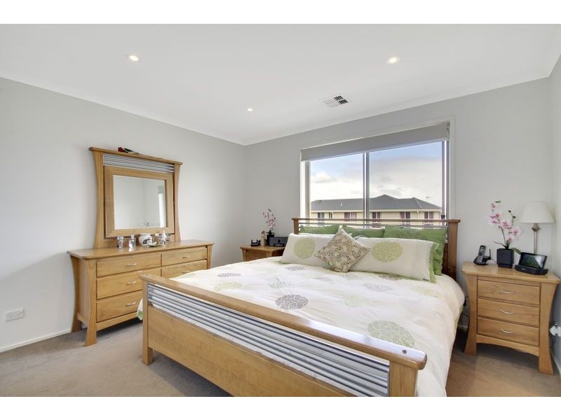 20/56 Christina Stead Street, Franklin ACT 2913