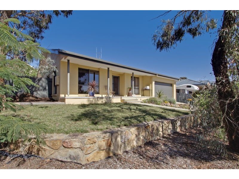 7 Loxton Place, Dunlop ACT 2615