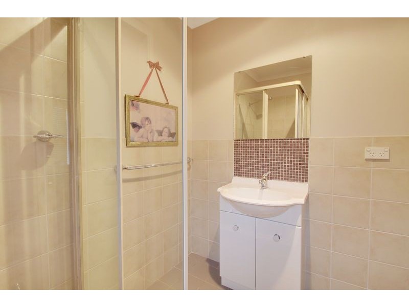 7 Loxton Place, Dunlop ACT 2615