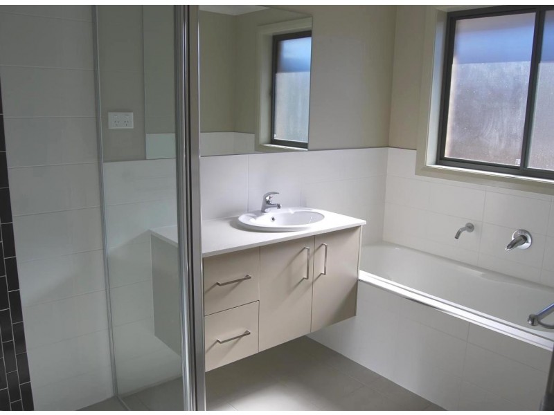 6 Eumarrah Street, Bonner ACT 2914