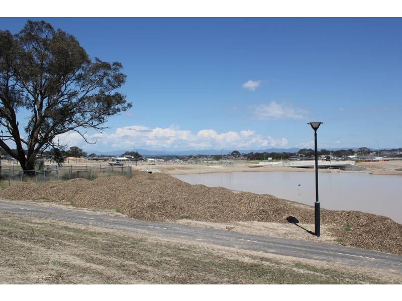 2 Laird Crescent, Forde ACT 2914
