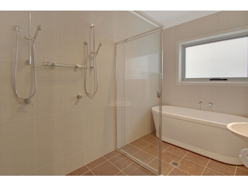 51 Waterfall Drive, Jerrabomberra NSW 2619