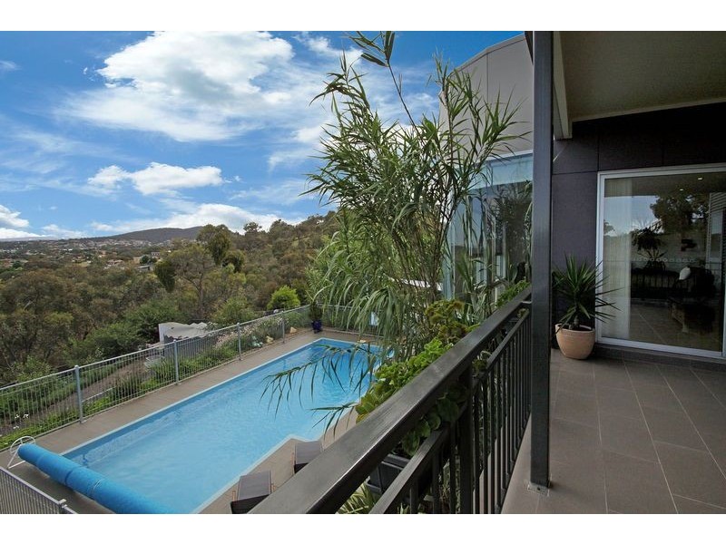 51 Waterfall Drive, Jerrabomberra NSW 2619