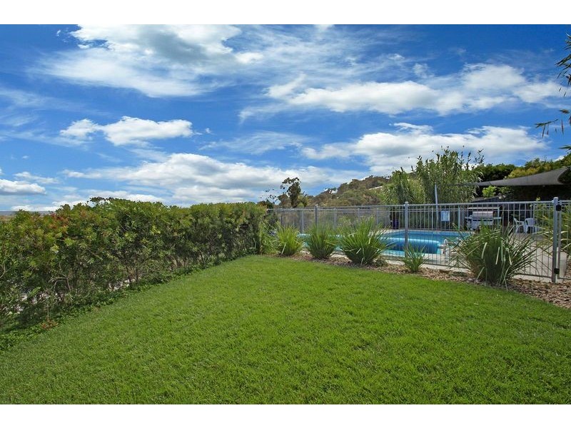 51 Waterfall Drive, Jerrabomberra NSW 2619
