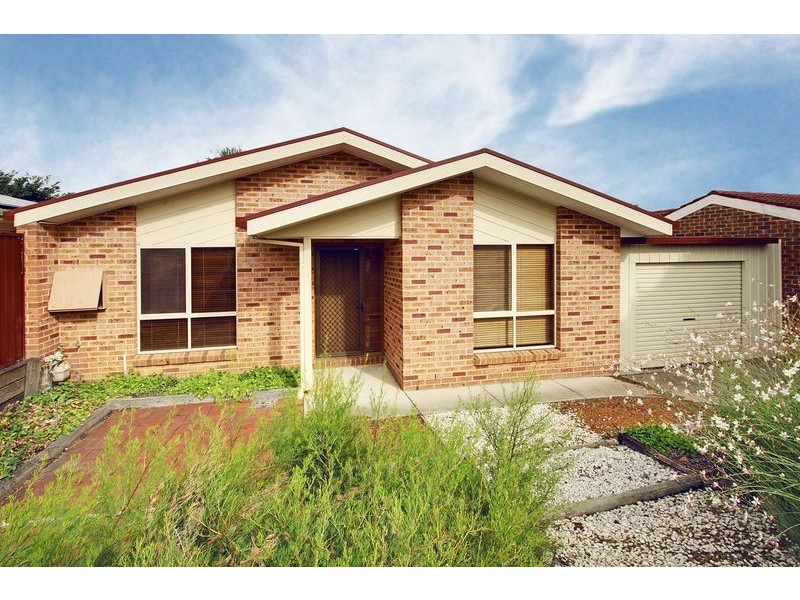 45 Evelyn Owen Crescent, Dunlop ACT 2615