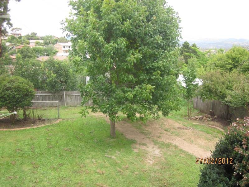 13 Girdlestone Circuit, Calwell ACT 2905