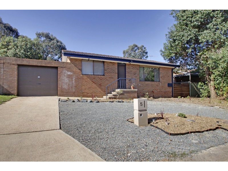 5 Holtermann Place, Charnwood ACT 2615