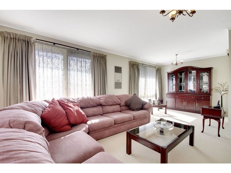 208 Southern Cross Drive, Latham ACT 2615