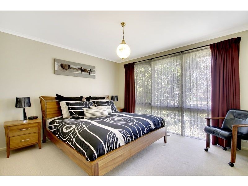 208 Southern Cross Drive, Latham ACT 2615