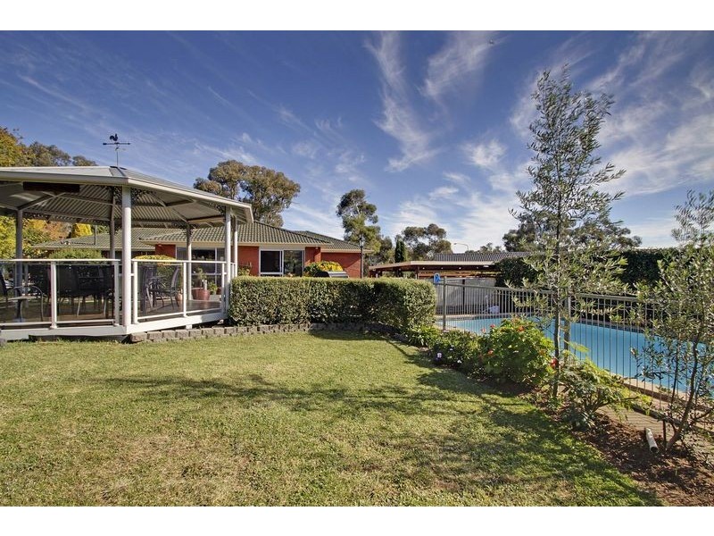 208 Southern Cross Drive, Latham ACT 2615