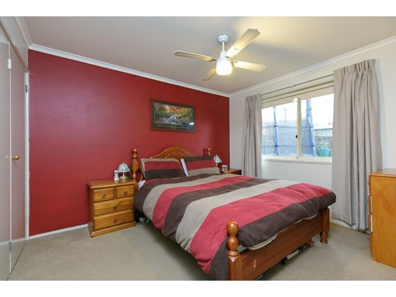 11 Leason Close, Dunlop ACT 2615