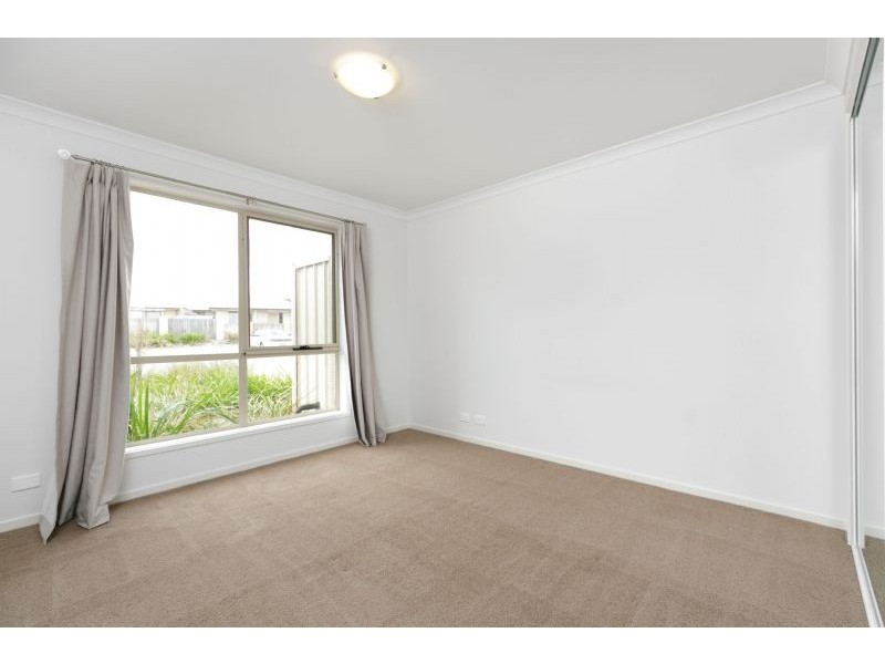 30 James Harrison Street, Dunlop ACT 2615