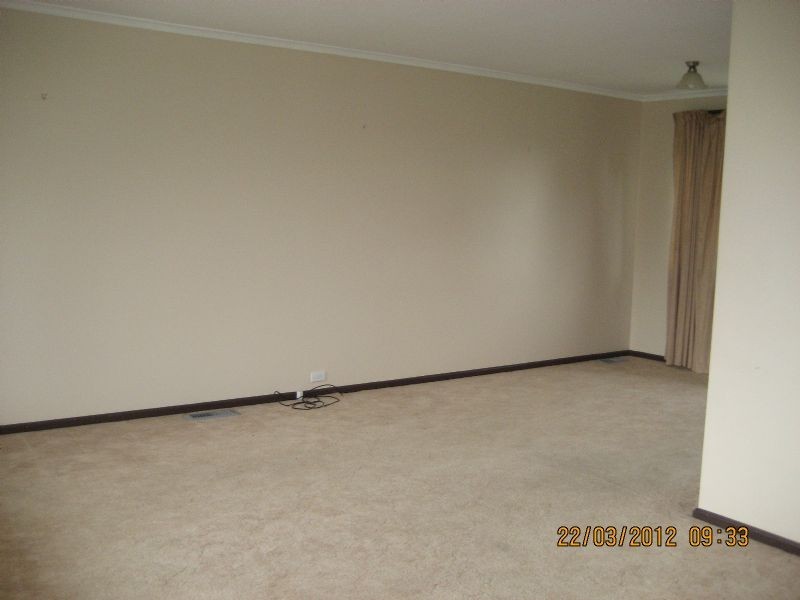 10 Horne Place, Latham ACT 2615