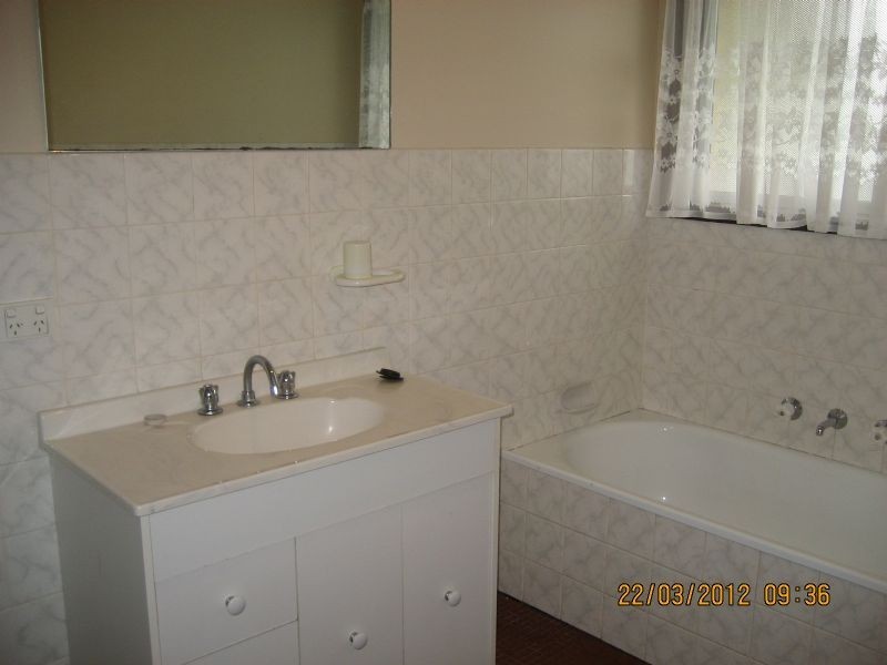 10 Horne Place, Latham ACT 2615