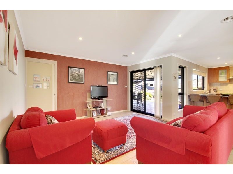 29 Pannamena Crescent, Jerrabomberra NSW 2619