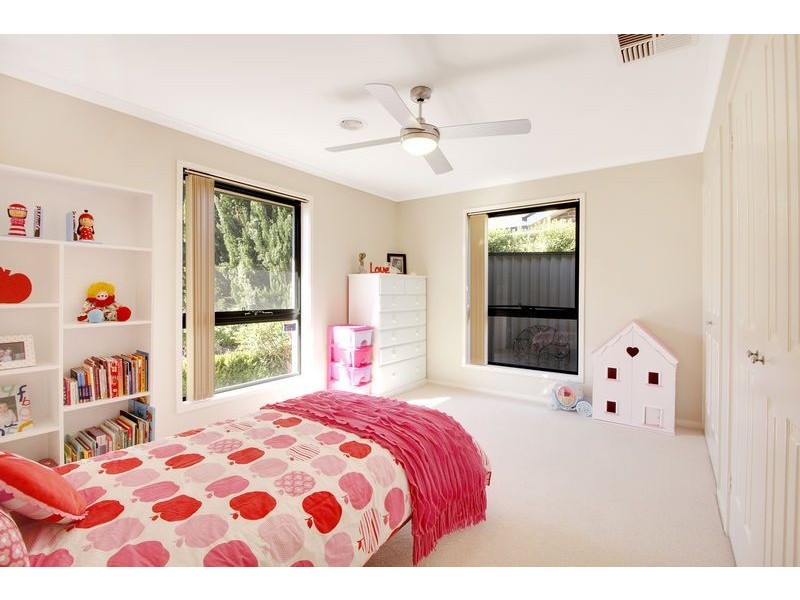 29 Pannamena Crescent, Jerrabomberra NSW 2619