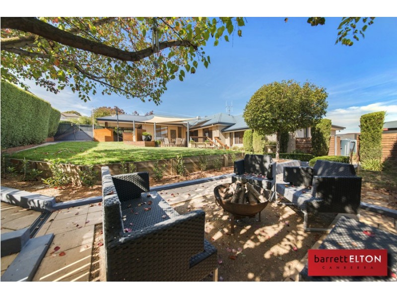 6 Counihan Court, Dunlop ACT 2615