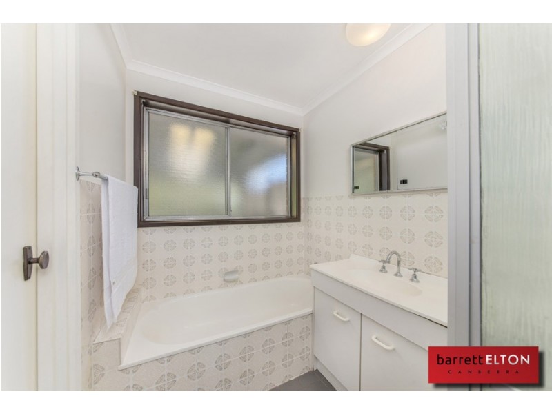 3 Duhig Place, Macgregor ACT 2615