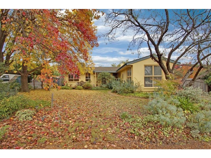 84 Maitland Street, Hackett ACT 2602