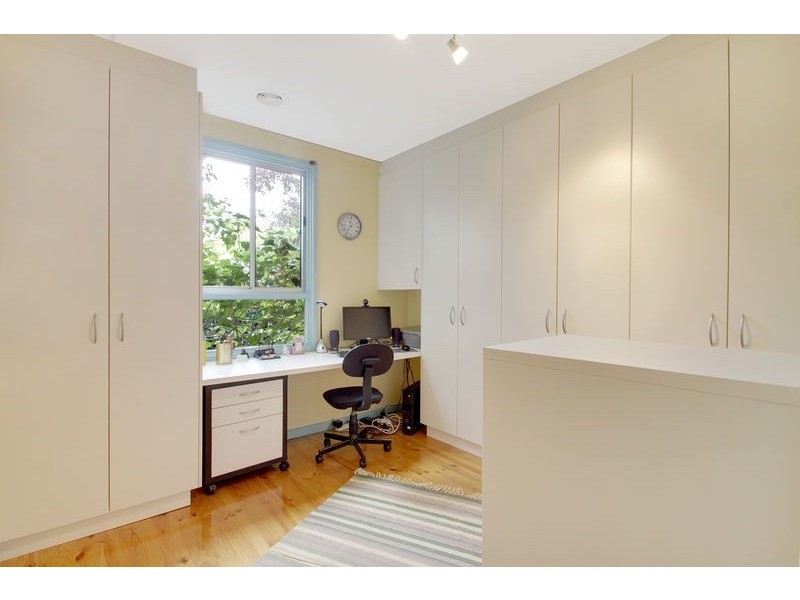 84 Maitland Street, Hackett ACT 2602