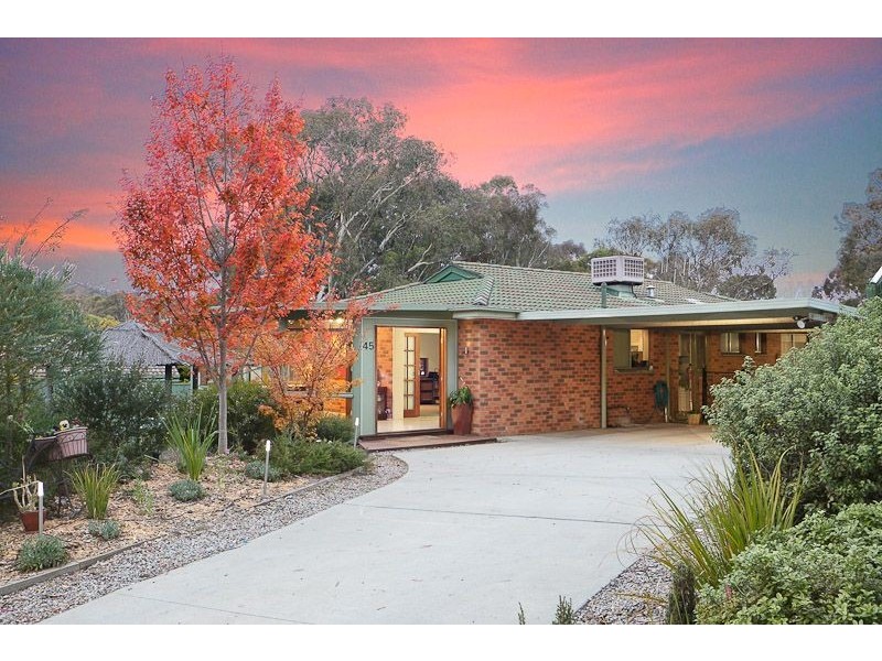 45 Bettington Circuit, Charnwood ACT 2615