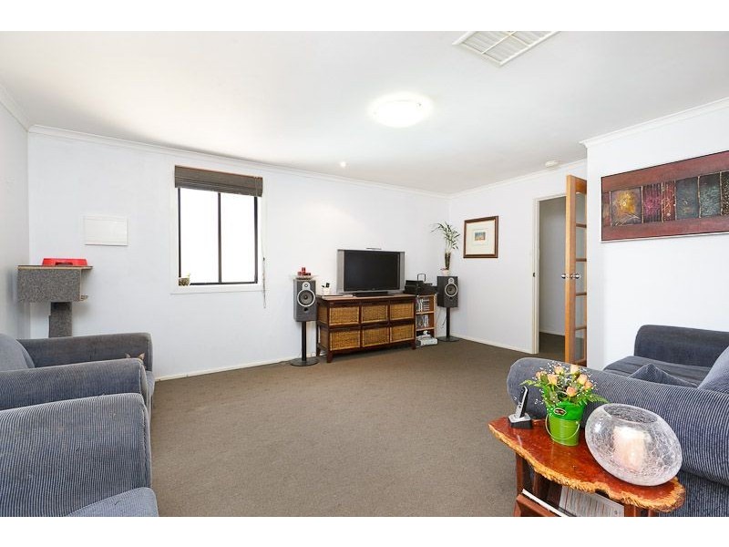 45 Bettington Circuit, Charnwood ACT 2615