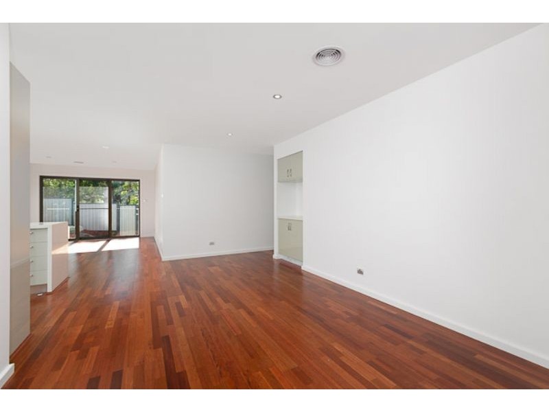 12B Colbeck Street, Mawson ACT 2607