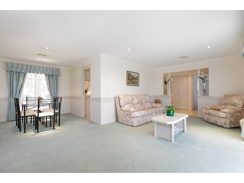 6 Clucas Place, Bonython ACT 2905