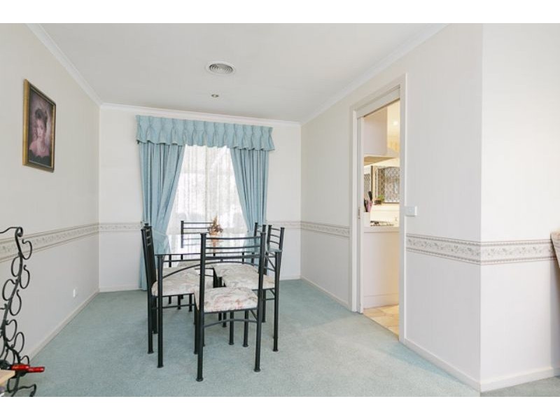 6 Clucas Place, Bonython ACT 2905