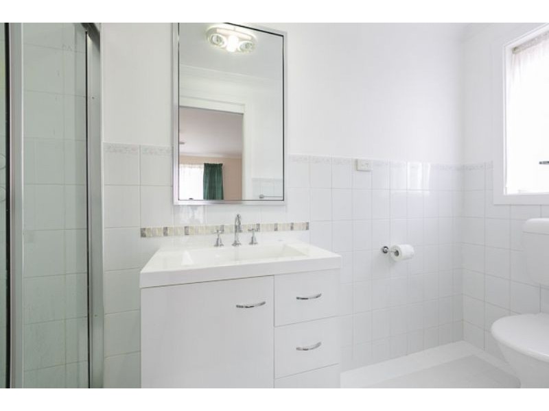 6 Clucas Place, Bonython ACT 2905