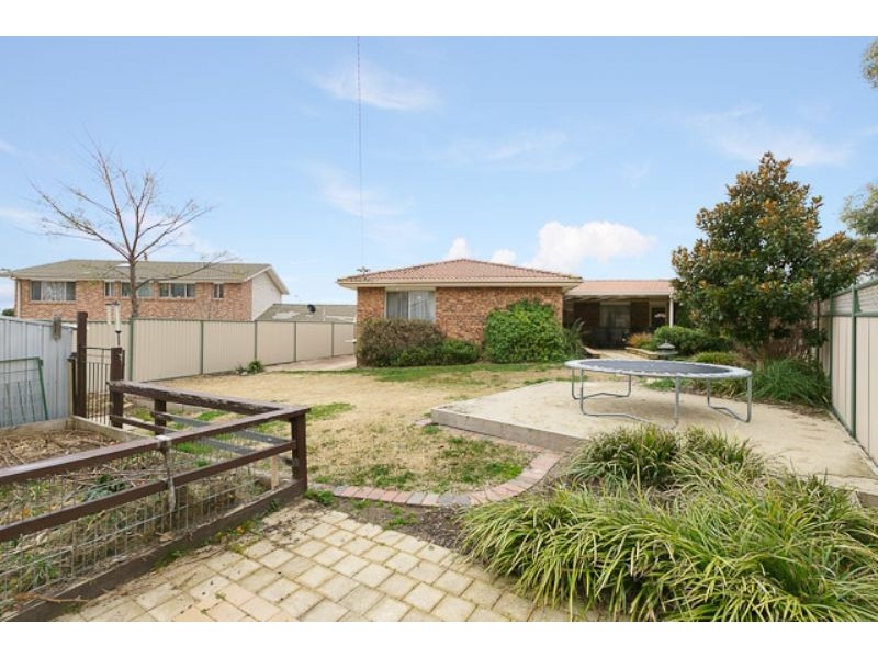 6 Clucas Place, Bonython ACT 2905