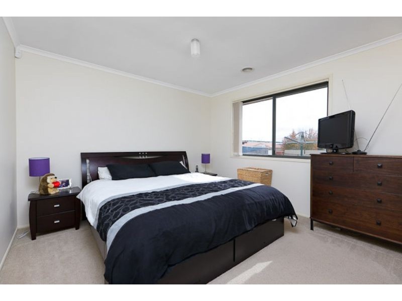 30 Gouldsmith Street, Dunlop ACT 2615