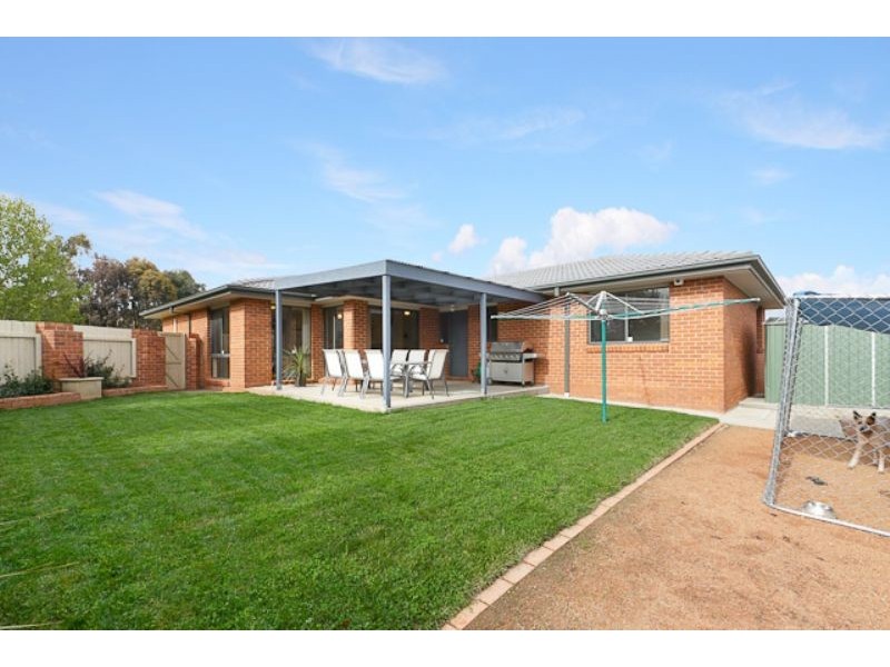 30 Gouldsmith Street, Dunlop ACT 2615