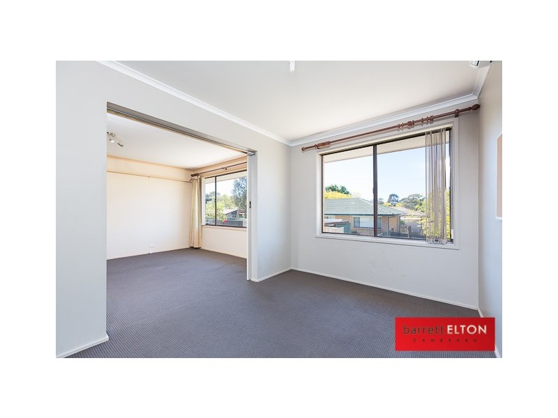 14 Laman Place, Charnwood ACT 2615