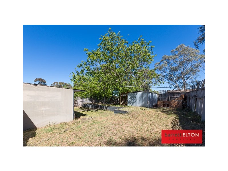14 Laman Place, Charnwood ACT 2615
