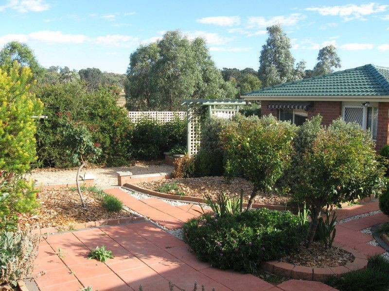 11 Lark Place, Ngunnawal ACT 2913