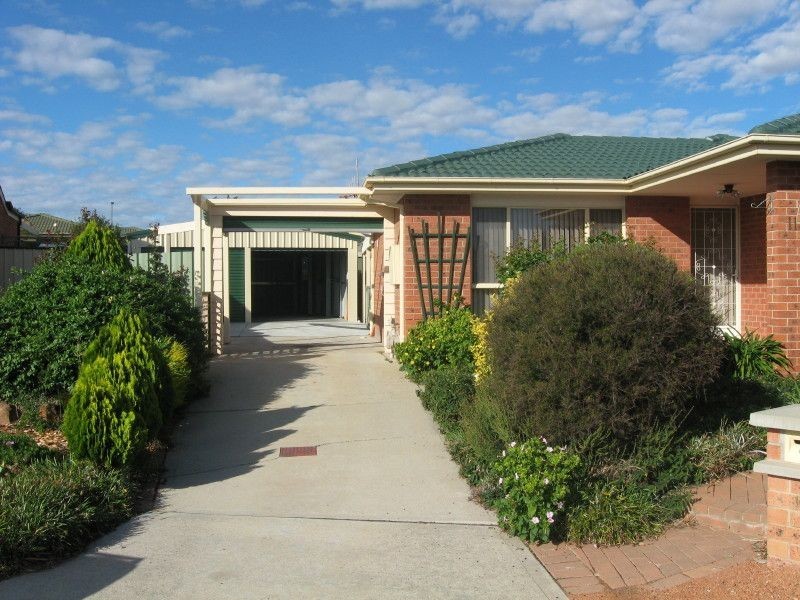 11 Lark Place, Ngunnawal ACT 2913