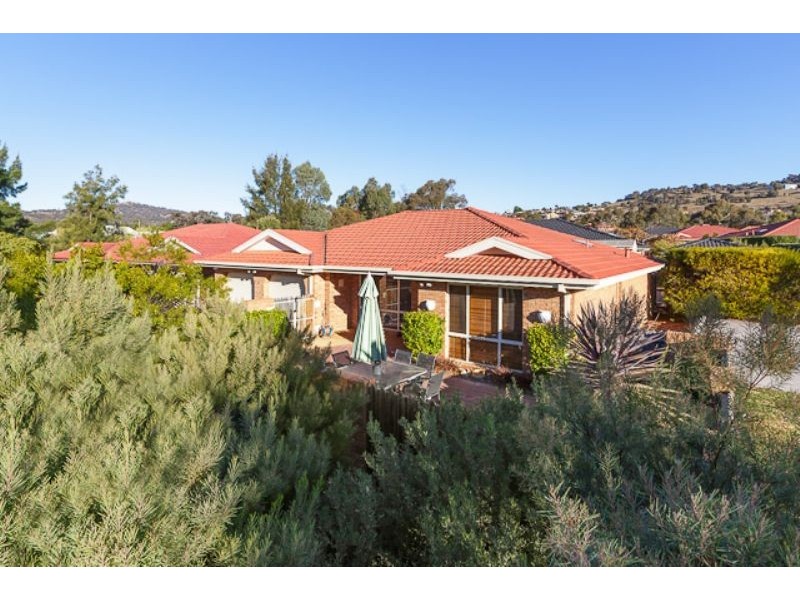 2/92 Casey Crescent, Calwell ACT 2905