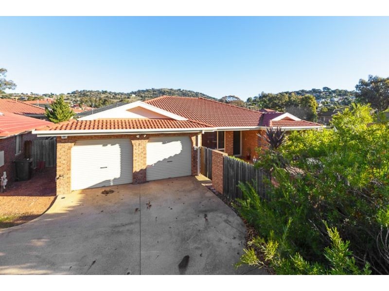 2/92 Casey Crescent, Calwell ACT 2905