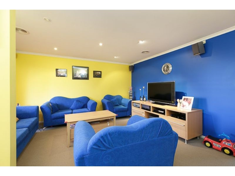 2/92 Casey Crescent, Calwell ACT 2905