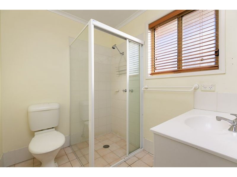 2/92 Casey Crescent, Calwell ACT 2905