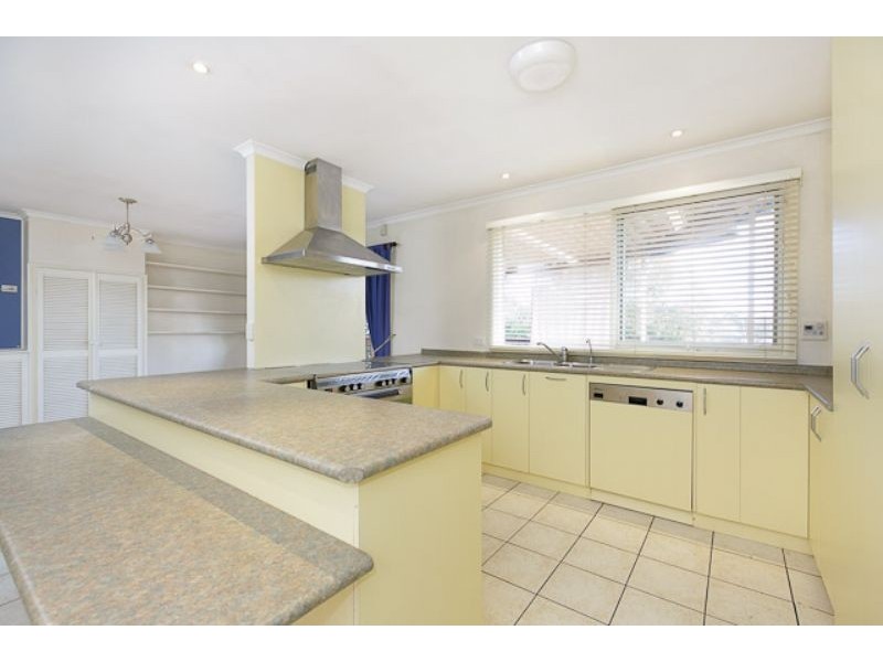 152 Namatjira Drive, Chapman ACT 2611