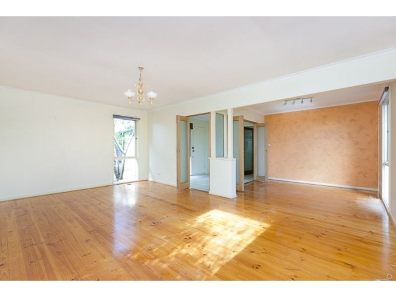 152 Namatjira Drive, Chapman ACT 2611