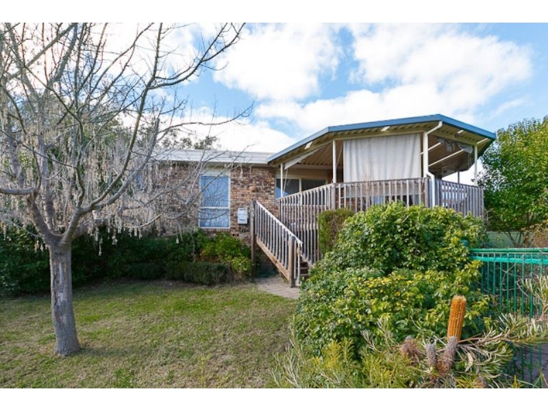 152 Namatjira Drive, Chapman ACT 2611