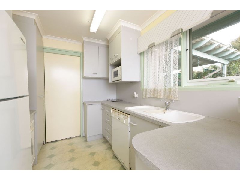 8 McGowen Close, Spence ACT 2615