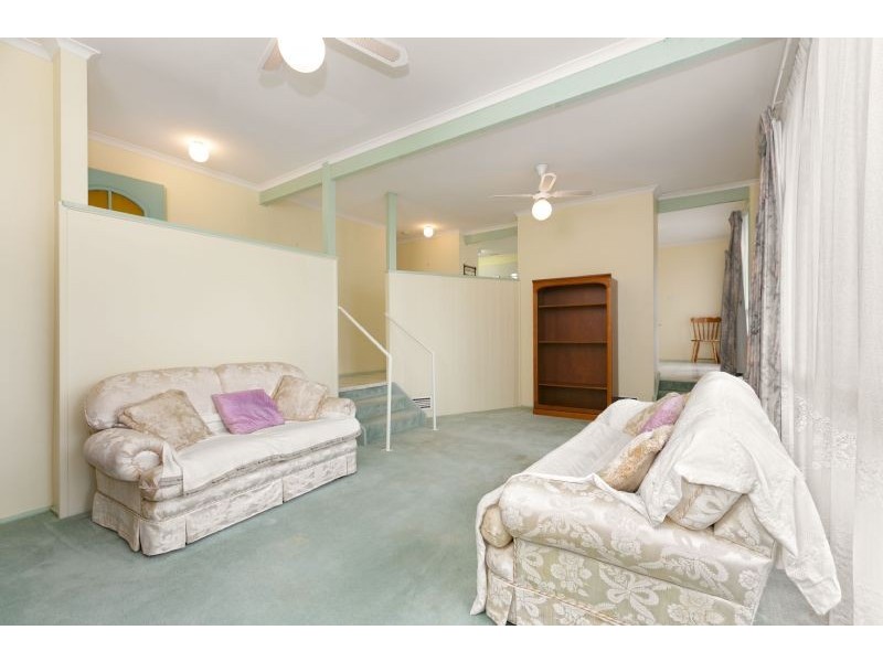 8 McGowen Close, Spence ACT 2615