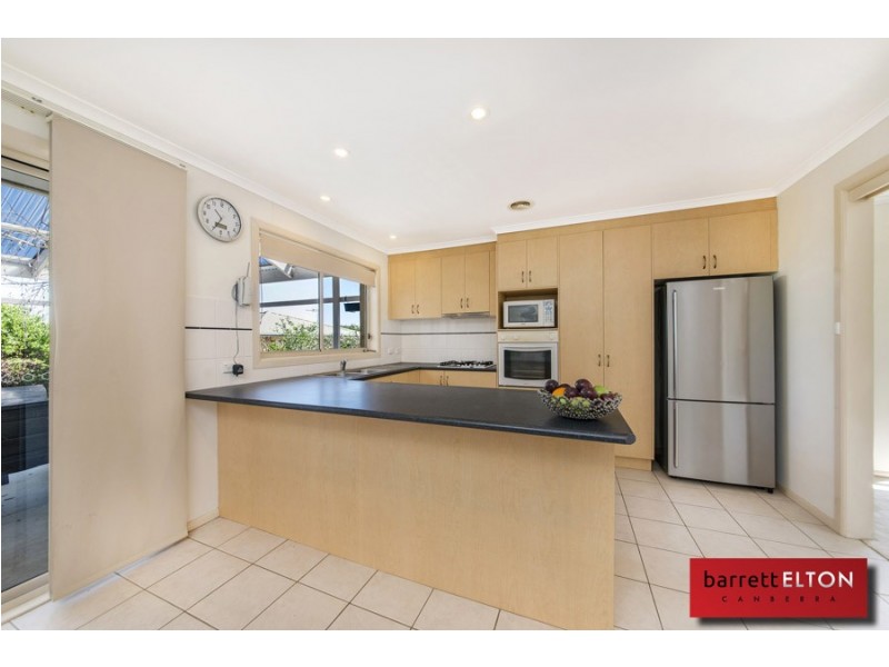 14 Doutney Place, Dunlop ACT 2615