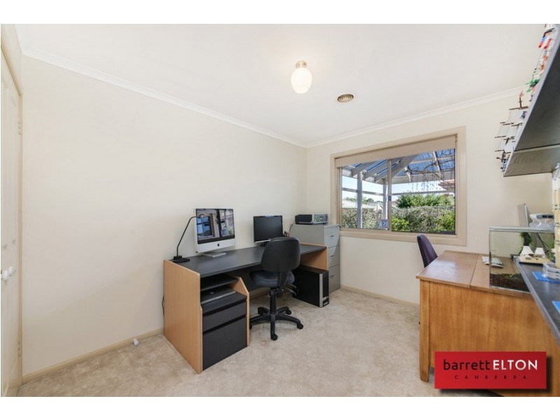 14 Doutney Place, Dunlop ACT 2615