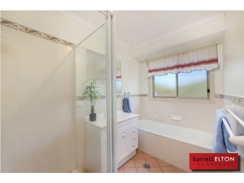 14 Doutney Place, Dunlop ACT 2615