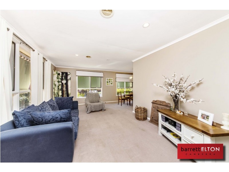 22 Dalley Crescent, Latham ACT 2615
